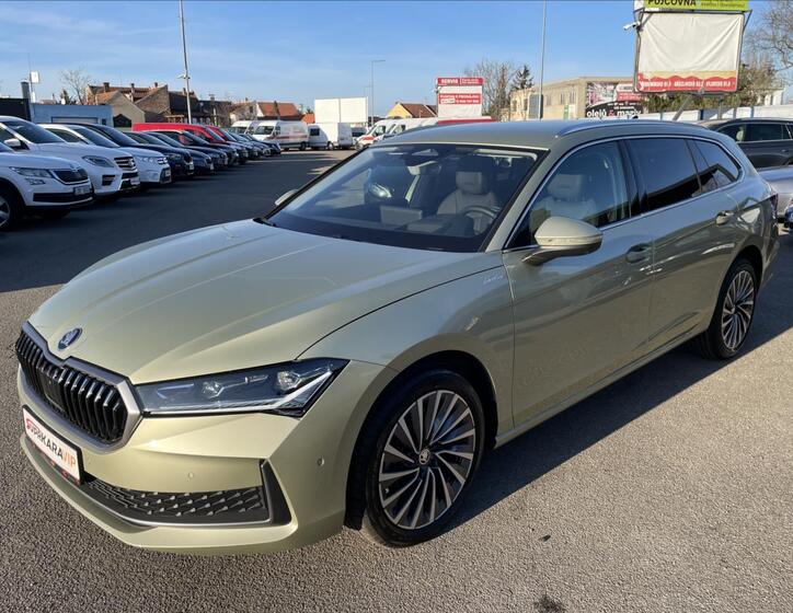 Škoda Superb 1