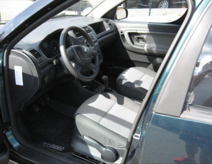 Škoda Roomster 6
