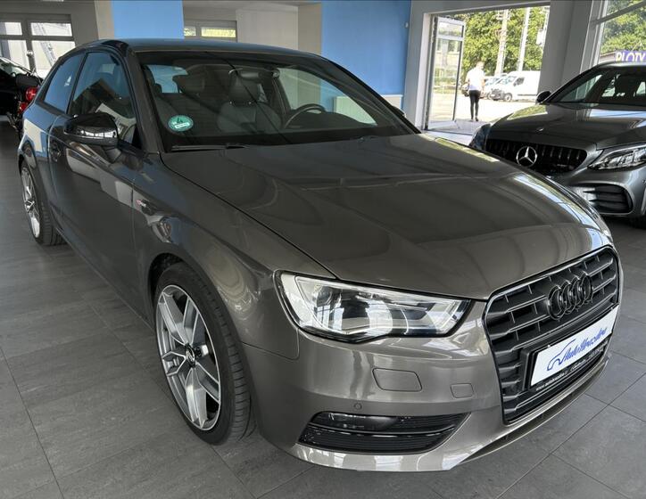 Audi A3 1