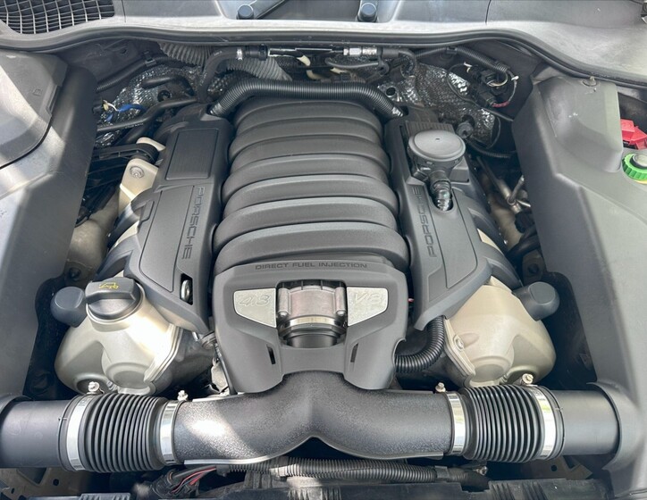 Porsche Cayenne 42