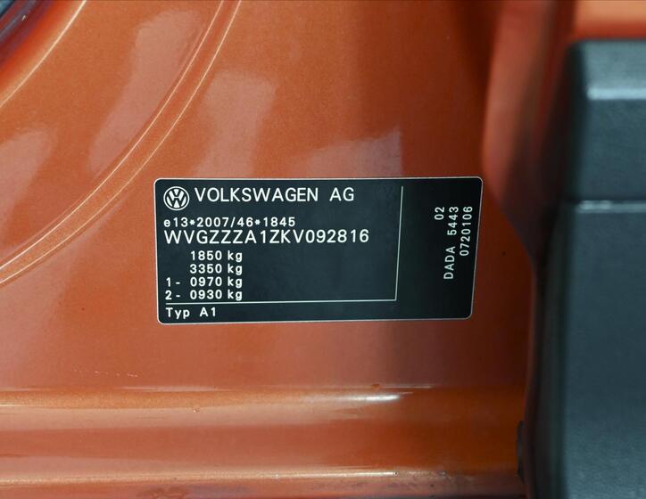 Volkswagen T-Roc 8