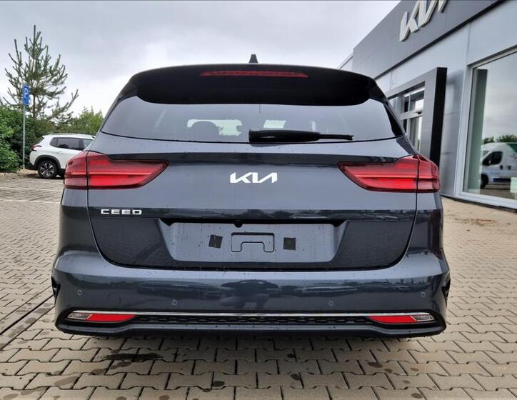 KIA Ceed 5