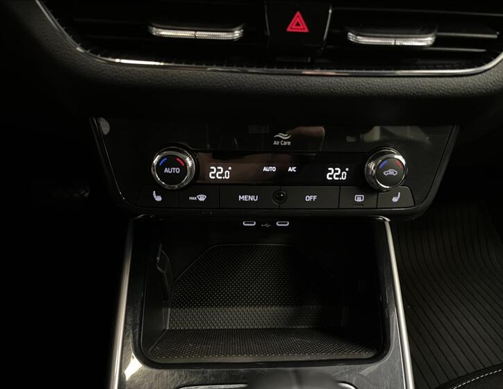 Škoda Fabia 16