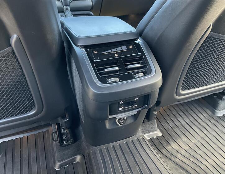 Volvo XC90 39