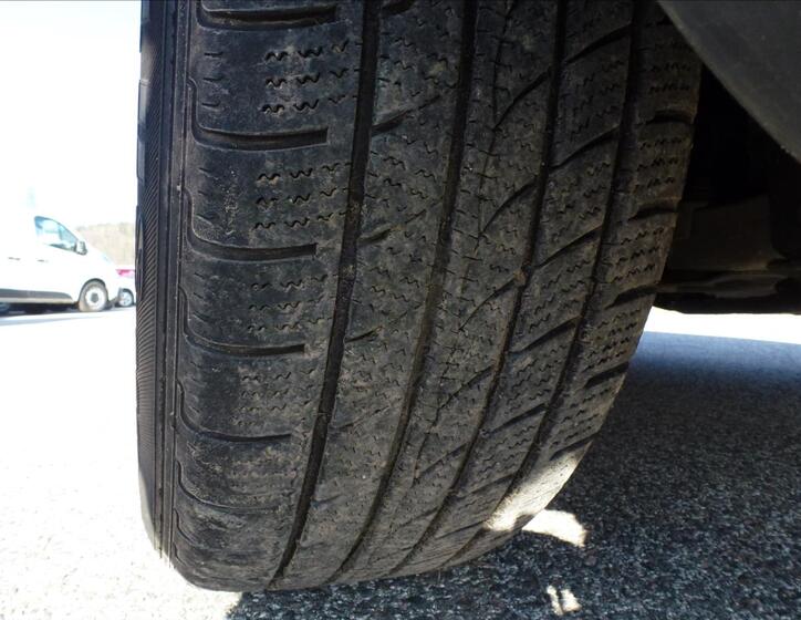 Jeep Cherokee 44