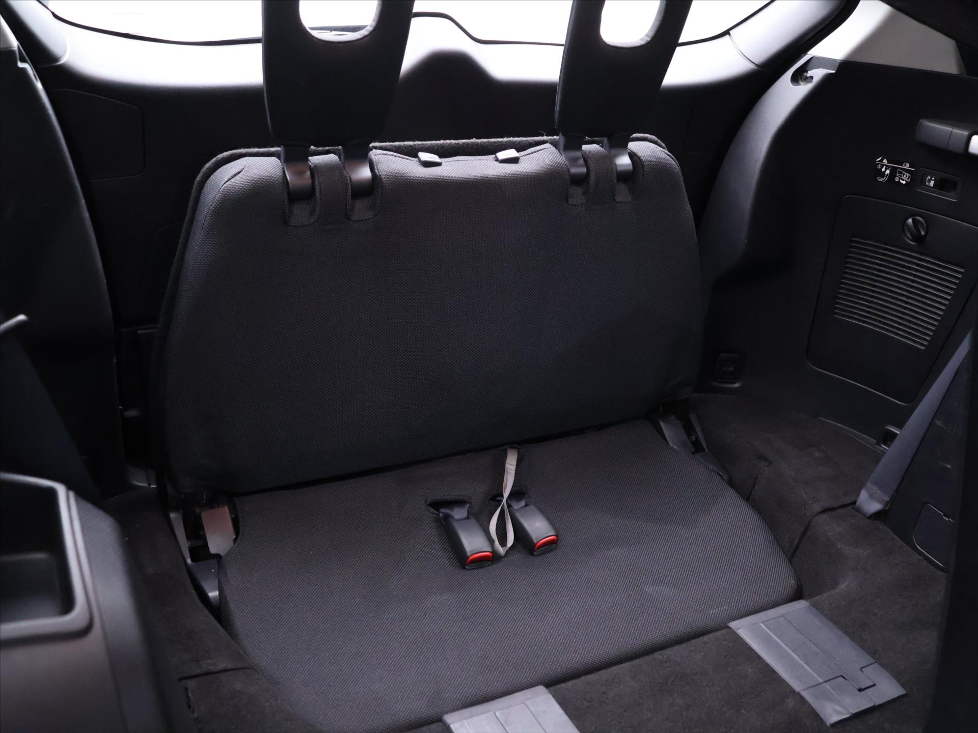 Peugeot 4007