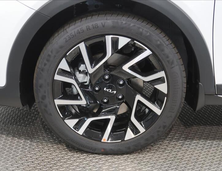 KIA XCeed 10