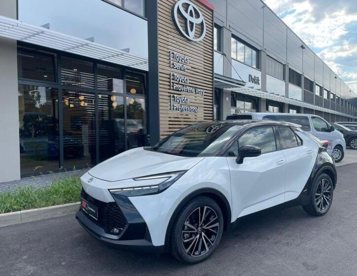 Toyota C-HR 4