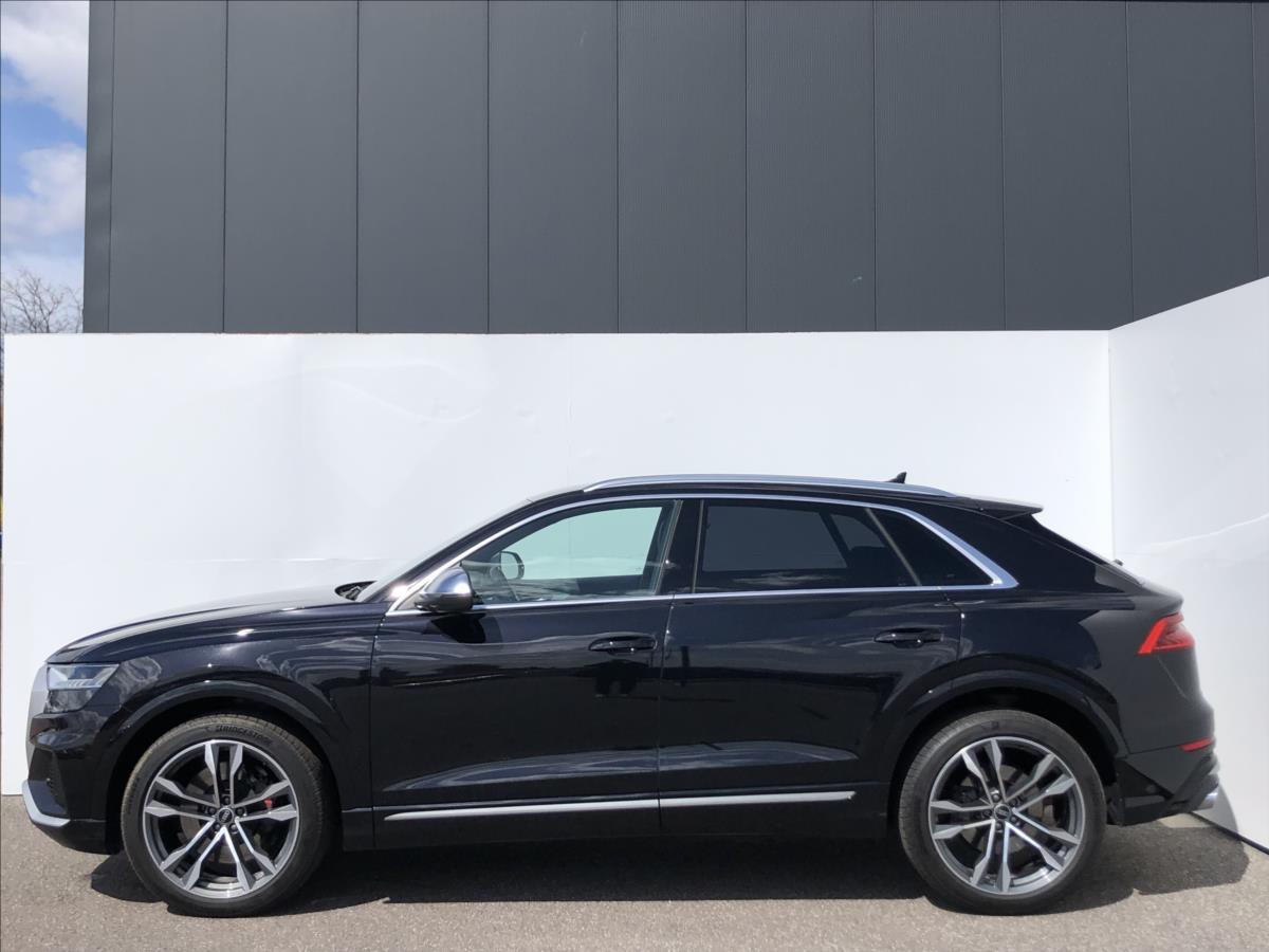 Audi SQ8