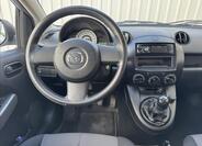Mazda 2 28