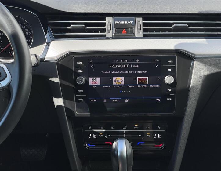 Volkswagen Passat 11