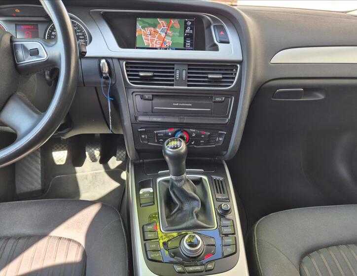 Audi A4 24