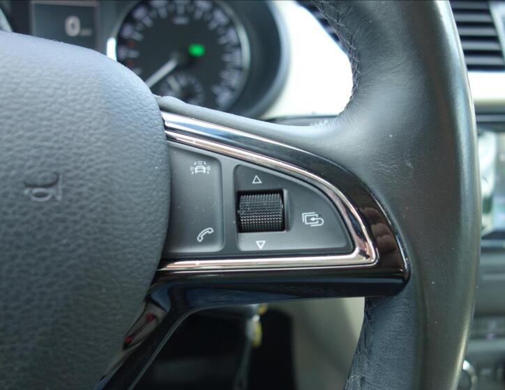 Škoda Octavia 25