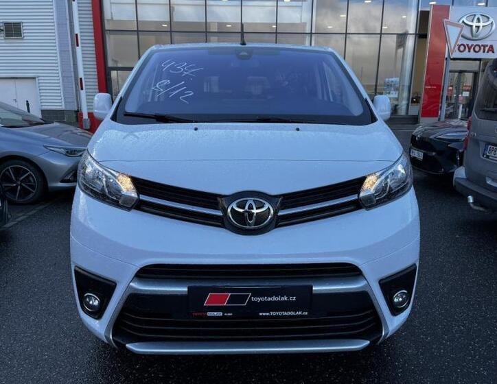 Toyota ProAce Verso 6