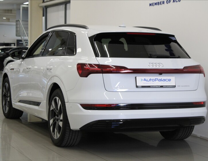Audi e-tron 3