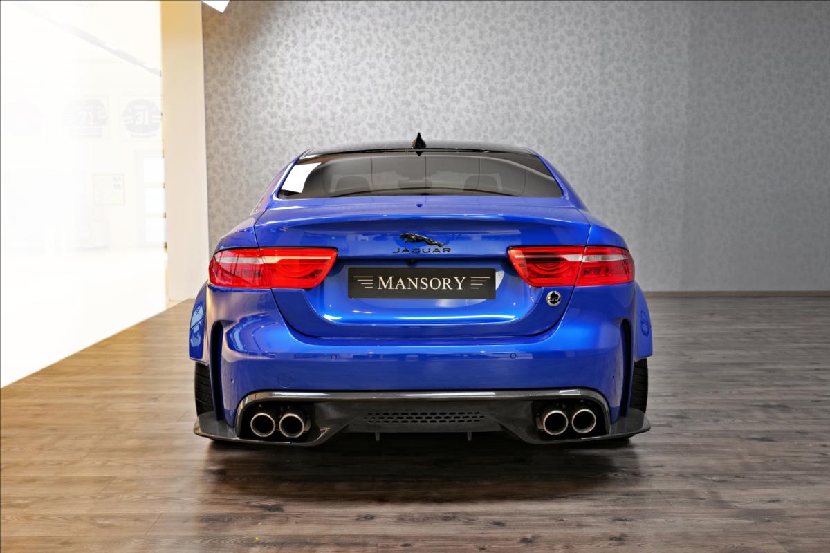 Jaguar XE