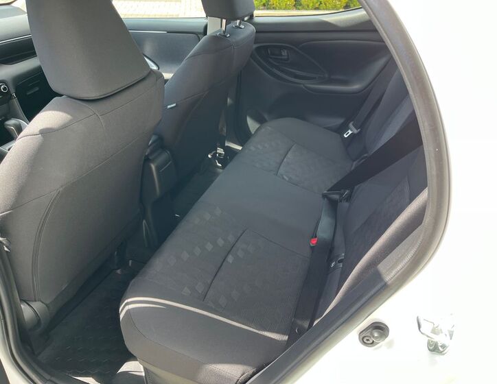 Toyota Yaris 13