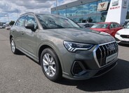 Audi Q3 7