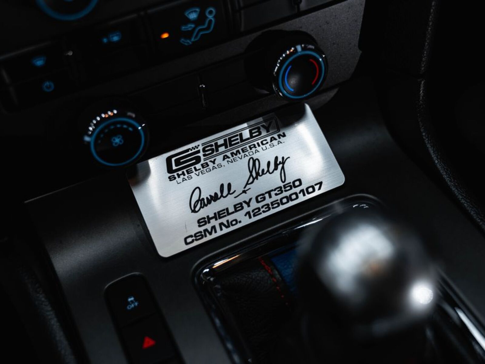 Ford Mustang 16
