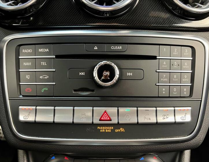 Mercedes-Benz GLA 19