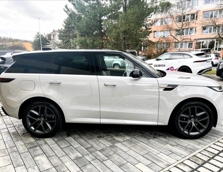 Land Rover Range Rover Sport 10