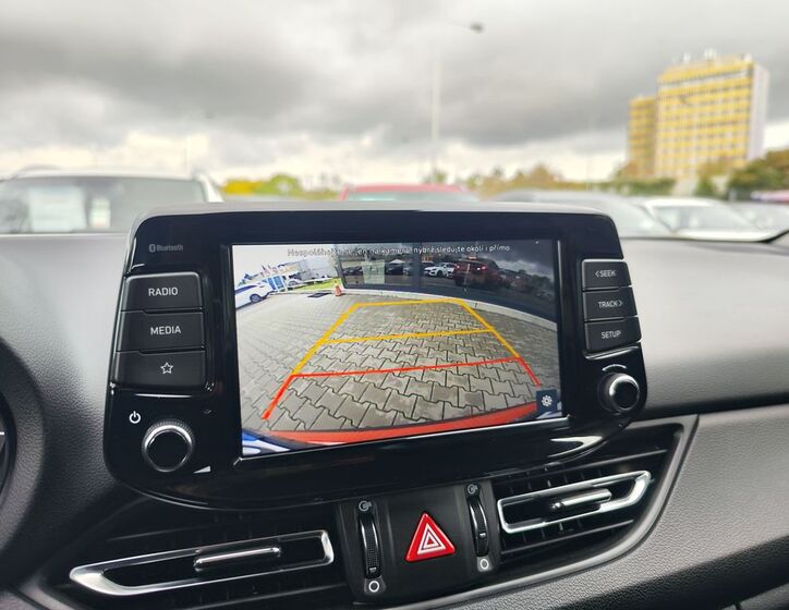 Hyundai i30 16