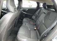 Volvo V40 9