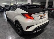 Toyota C-HR 4
