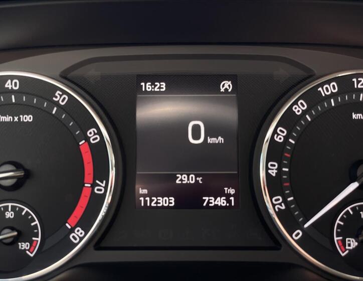 Škoda Octavia 10