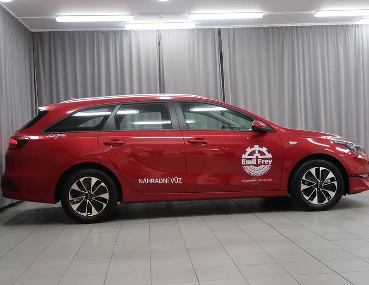 KIA Ceed 4