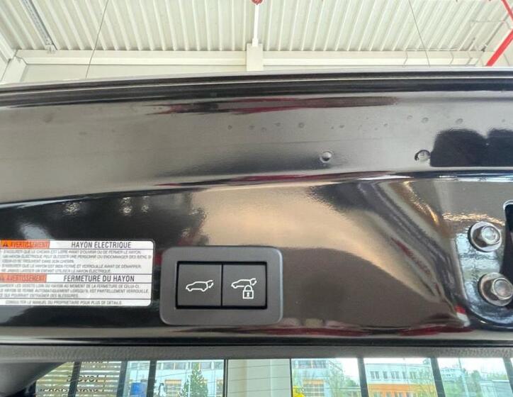 Toyota Yaris Cross 9