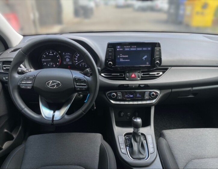 Hyundai i30 9