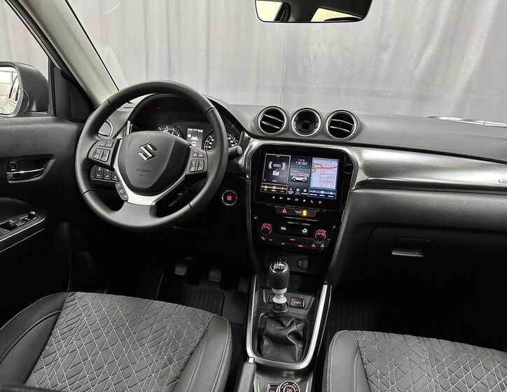 Suzuki Vitara 9