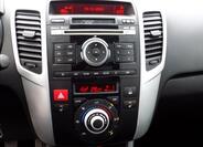KIA Venga 13