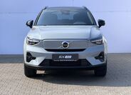 Volvo EX40 9