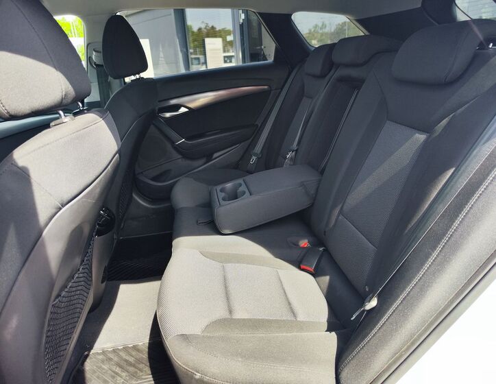 Hyundai i40 11