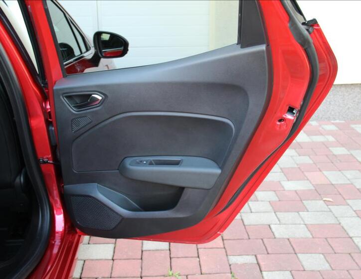 Mitsubishi Colt 21