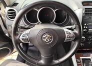 Suzuki Grand Vitara 13