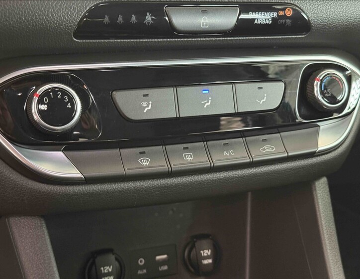 Hyundai i30 13
