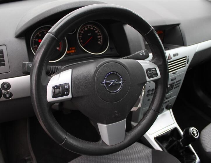 Opel Astra 14