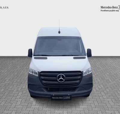 Mercedes-Benz Sprinter 8