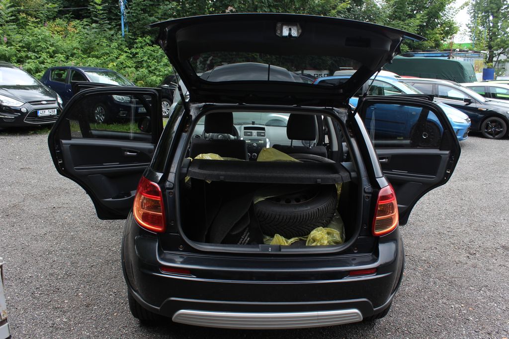 Suzuki SX4