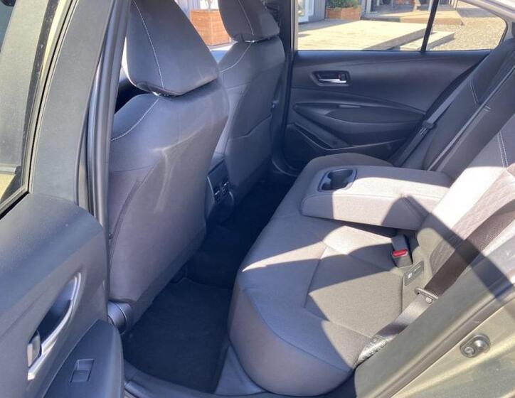 Toyota Corolla 13