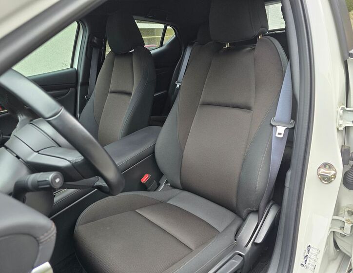 Mazda 3 11