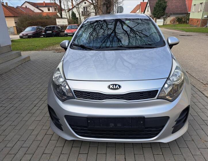KIA Rio 2