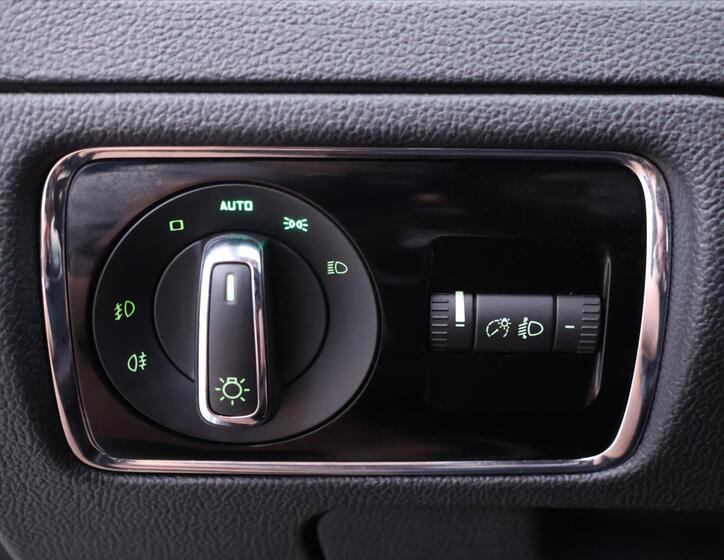 Škoda Superb 17