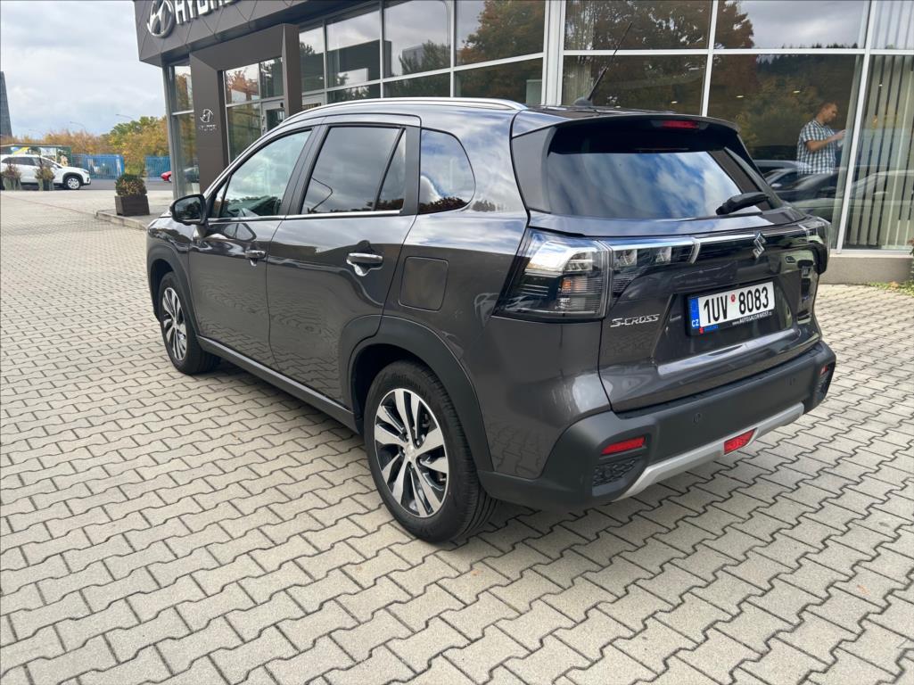 Suzuki S-Cross