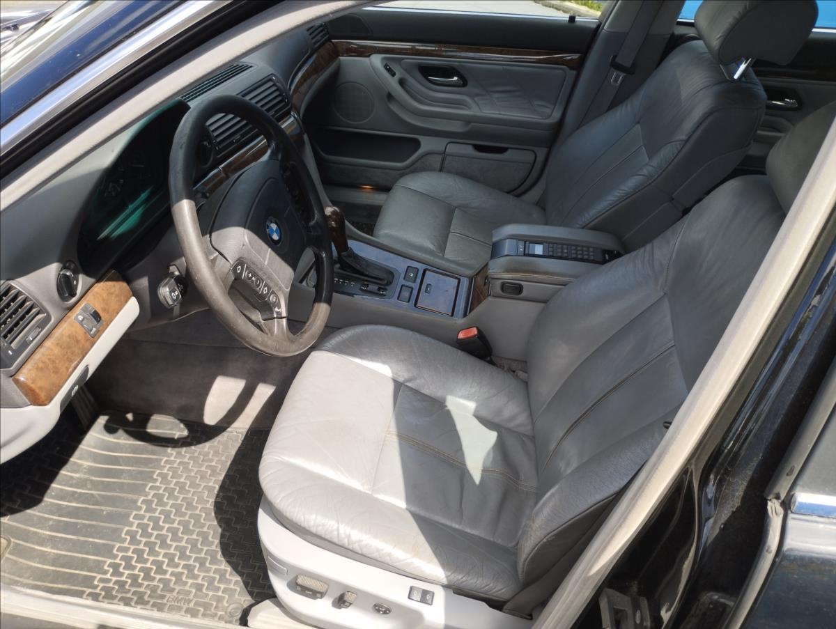 BMW Řada 7