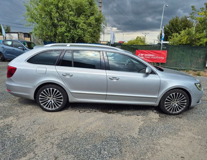 Škoda Superb 4