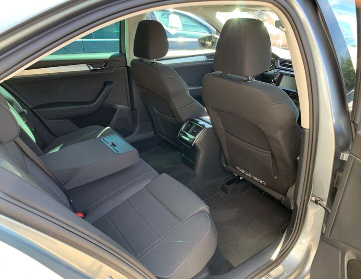 Škoda Superb 23